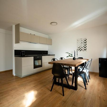Oldtown Studio Apartment With 2 Bathrooms Düsseldorf Exterior foto
