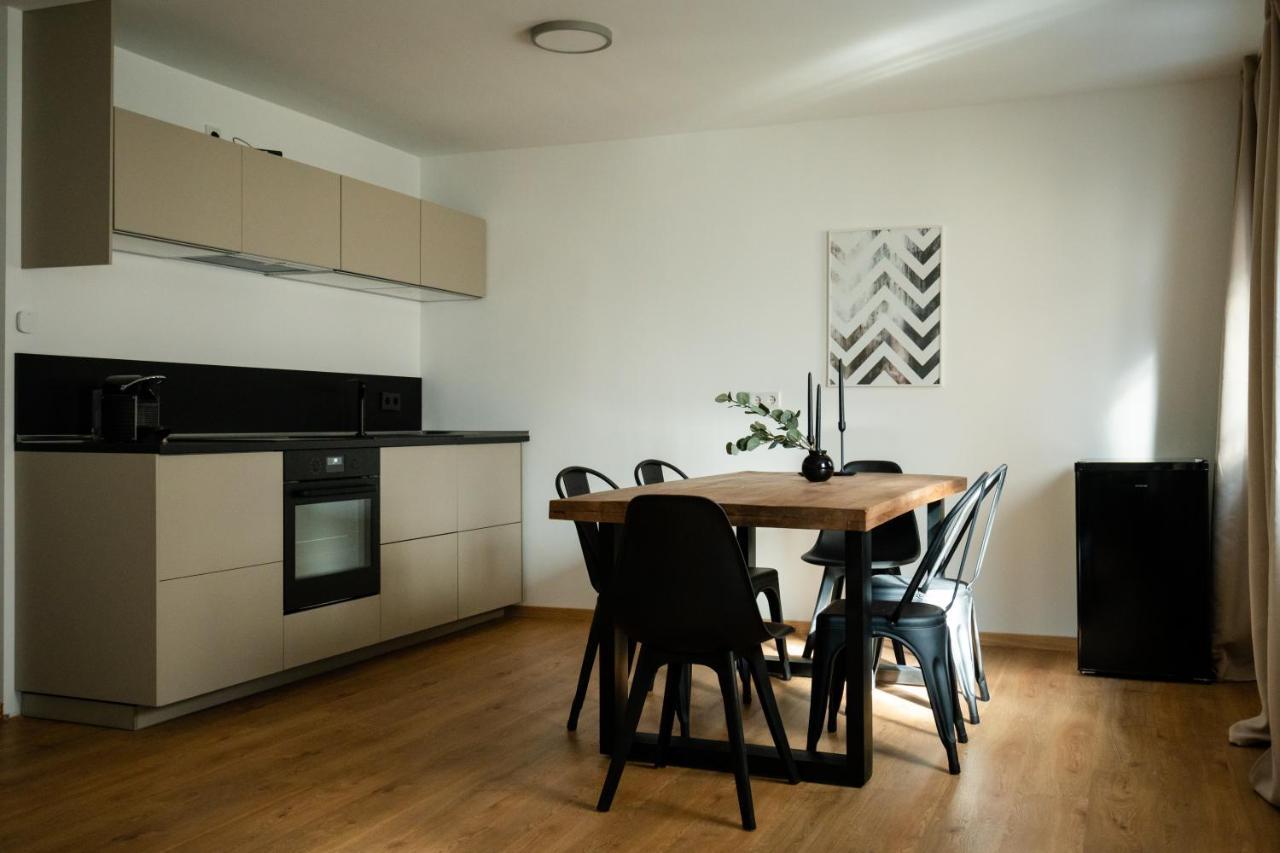 Oldtown Studio Apartment With 2 Bathrooms Düsseldorf Exterior foto
